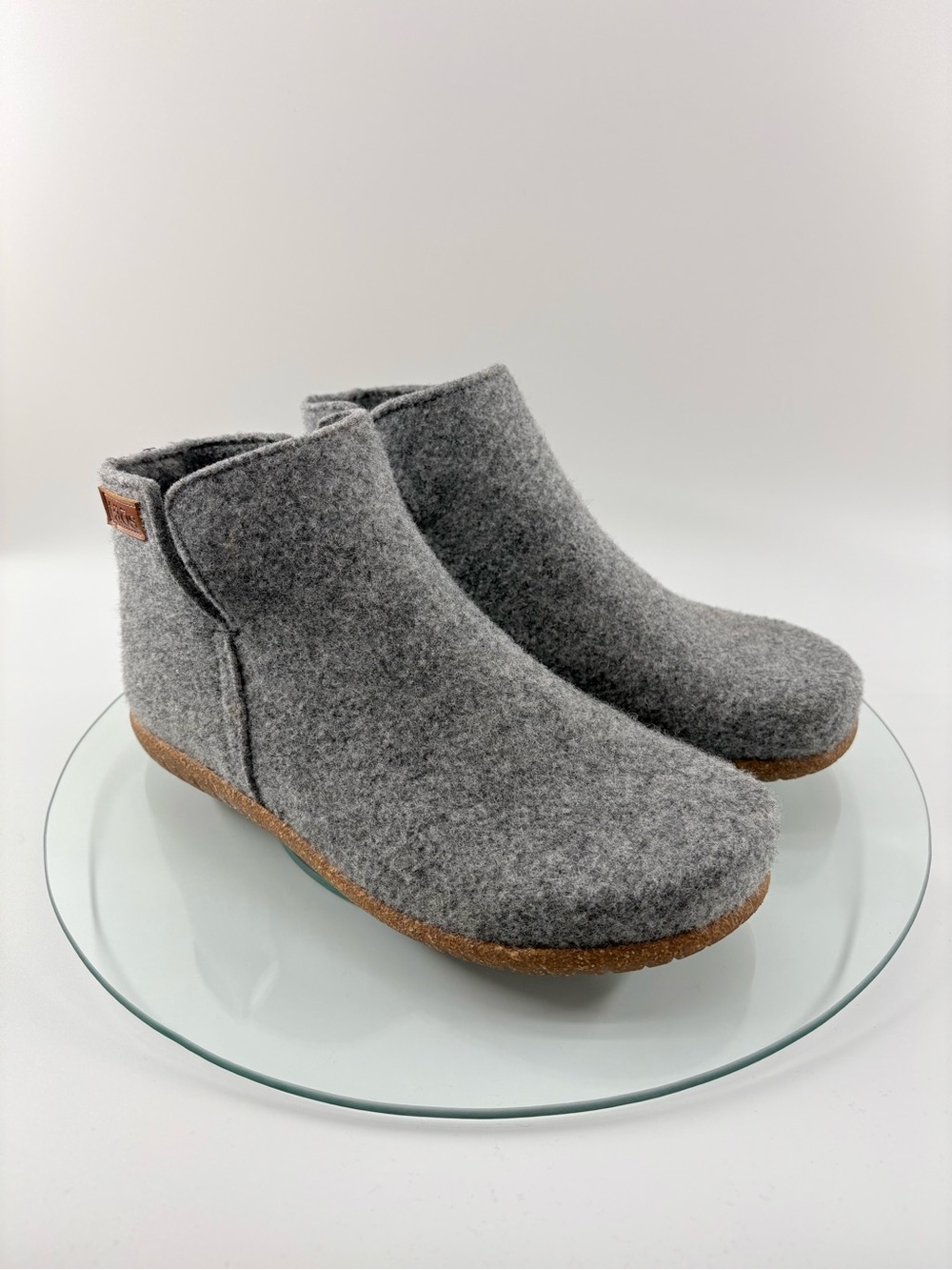 Taos Good Wool Ankle Boots Gray Slip On Comfort Bootie Womens 9 Minimalist